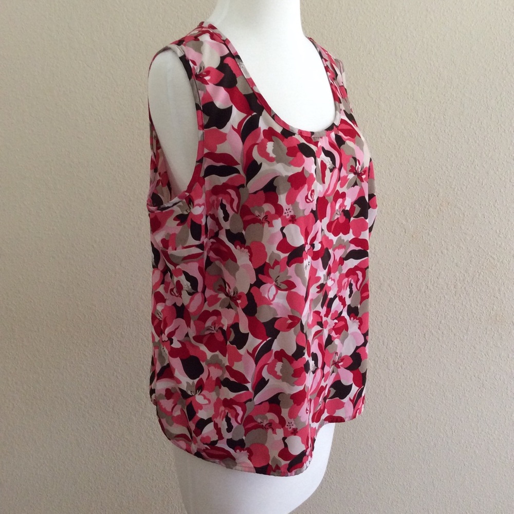 Croft Barrow Top Size XL color Multi Pinks
